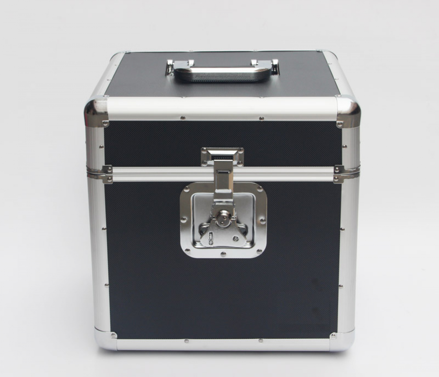 Vinyl koffer LP koffer voor 70 tot 100 platen afsluitbaar zwart aluminium - alternatieve afbeelding