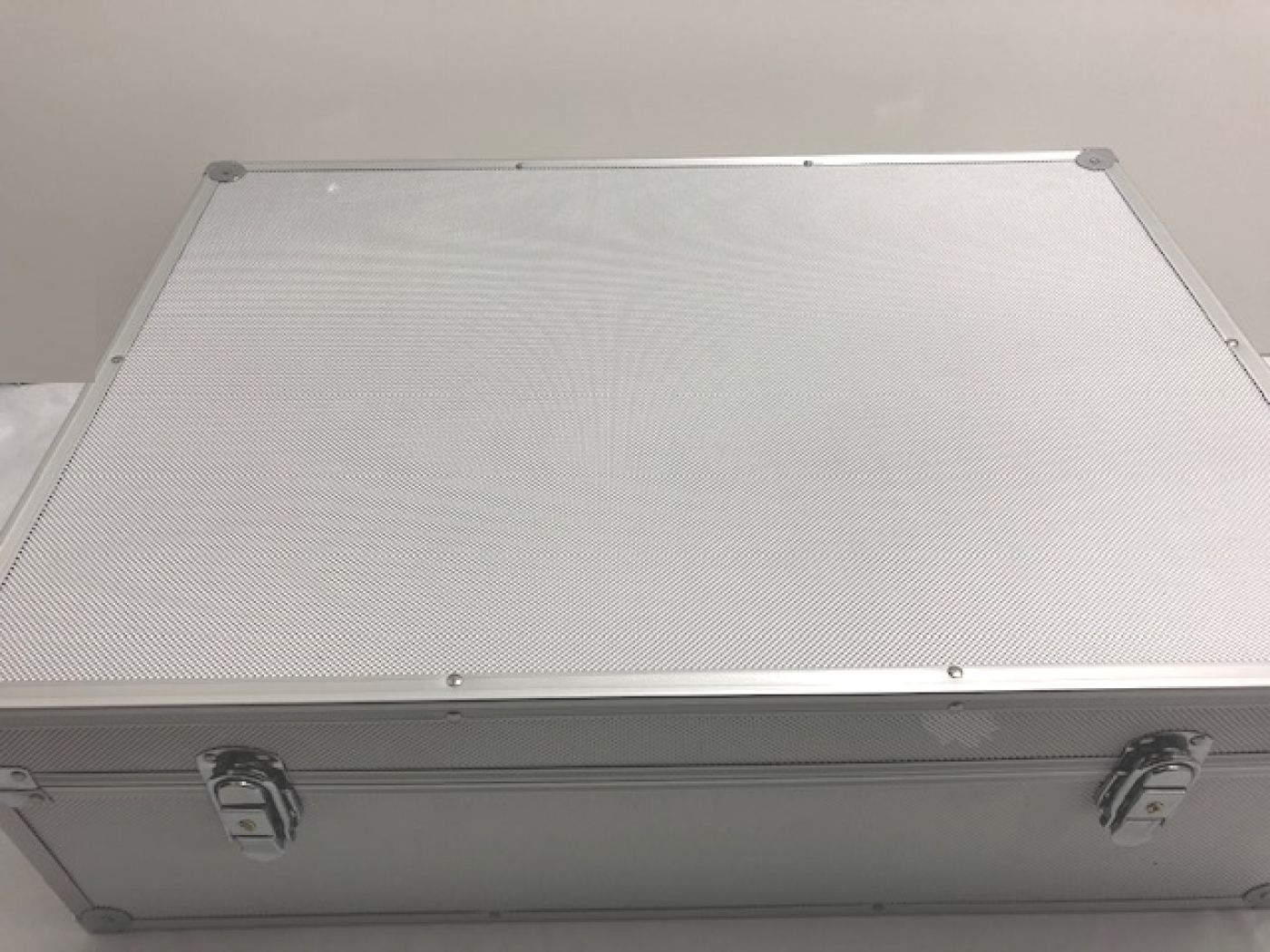 CD koffer DJ case voor 140 CDs zilver - VDD Stage CD koffer DJ case voor 140 CDs zilver - VDD Stage