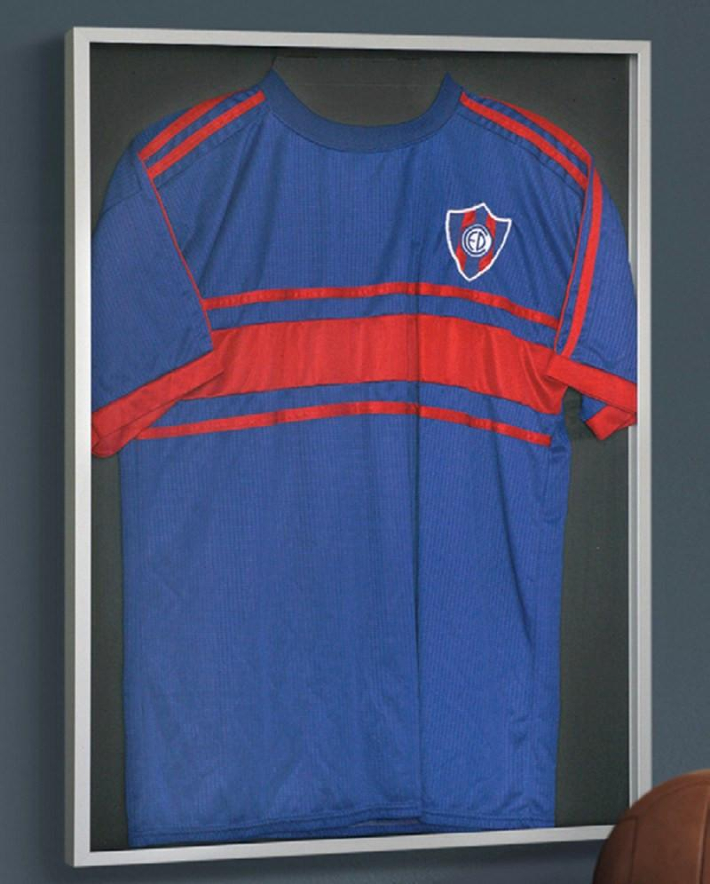 Nielsen wissellijst frame voor het inlijsten van uw voetbal shirt of andere objecten - alternatieve afbeelding