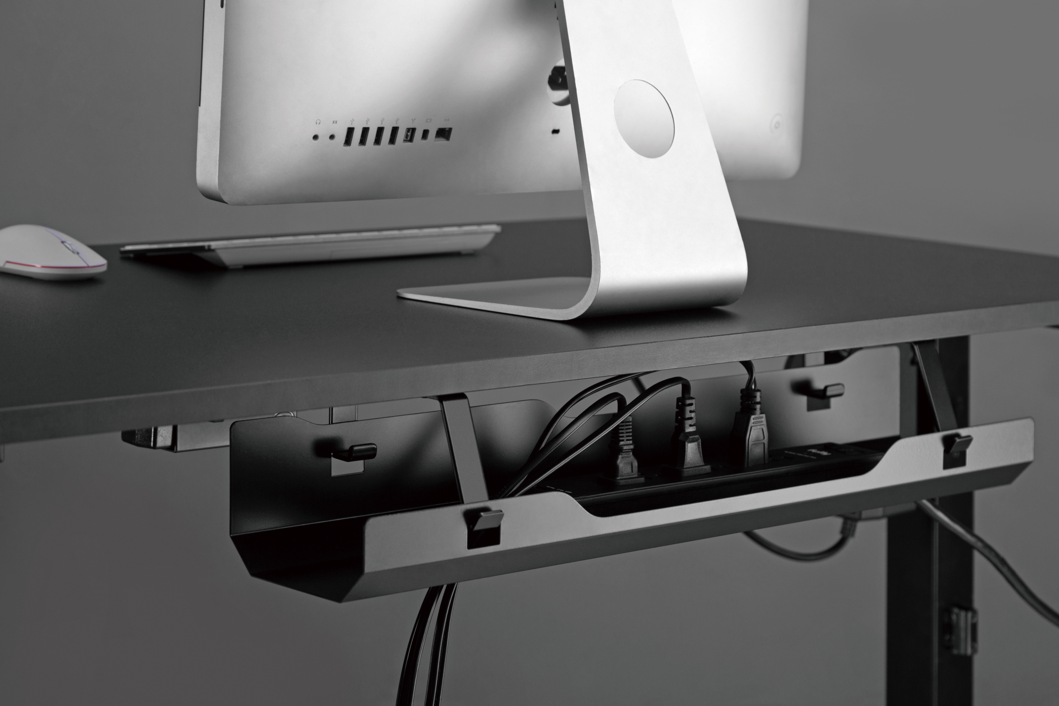Kabelgoot voor onder het bureau - 60 cm breed - alternatieve afbeelding