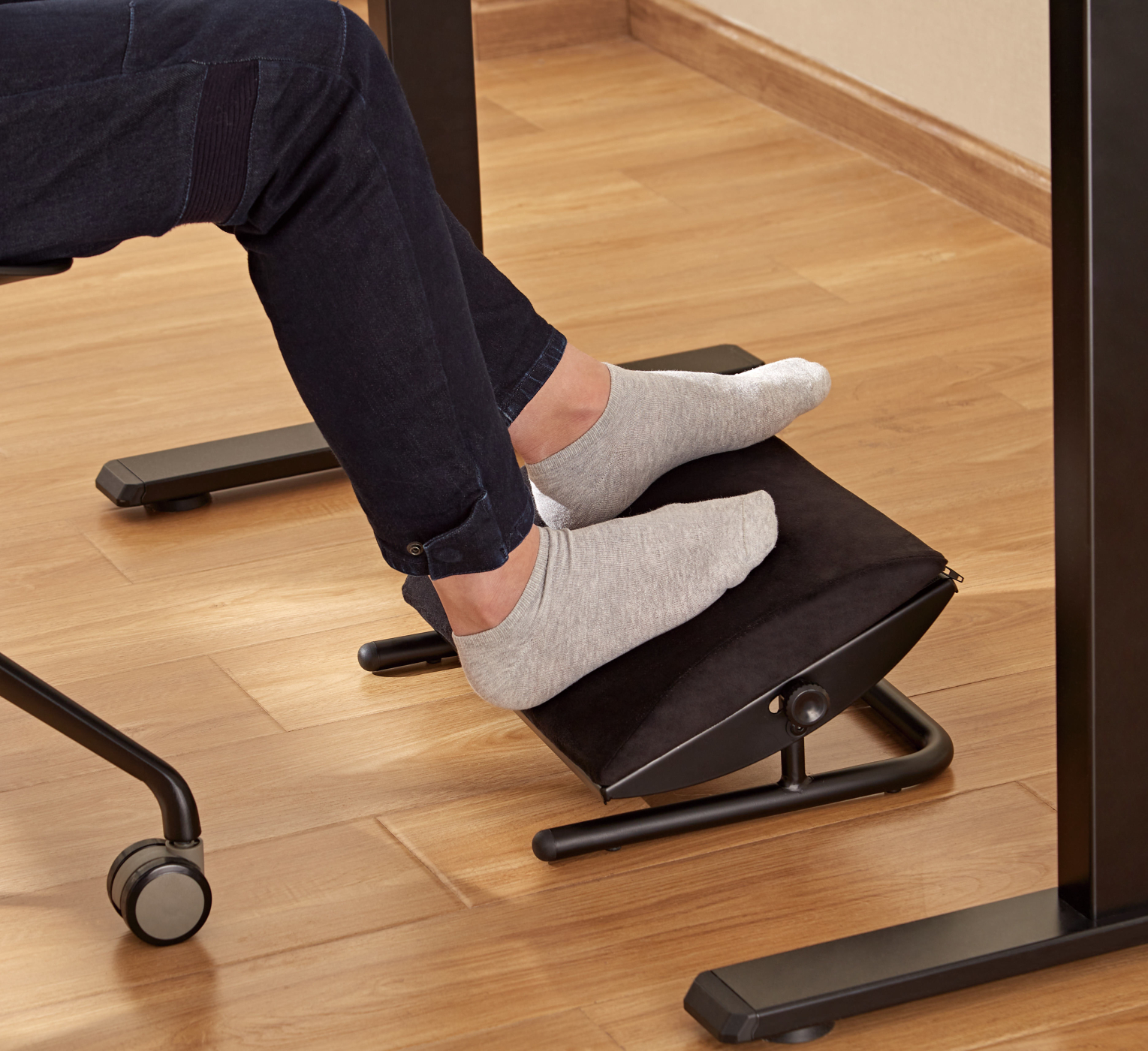 Voetensteun ergonomisch kantelbaar - voetenbankje onder bureau - alternatieve afbeelding