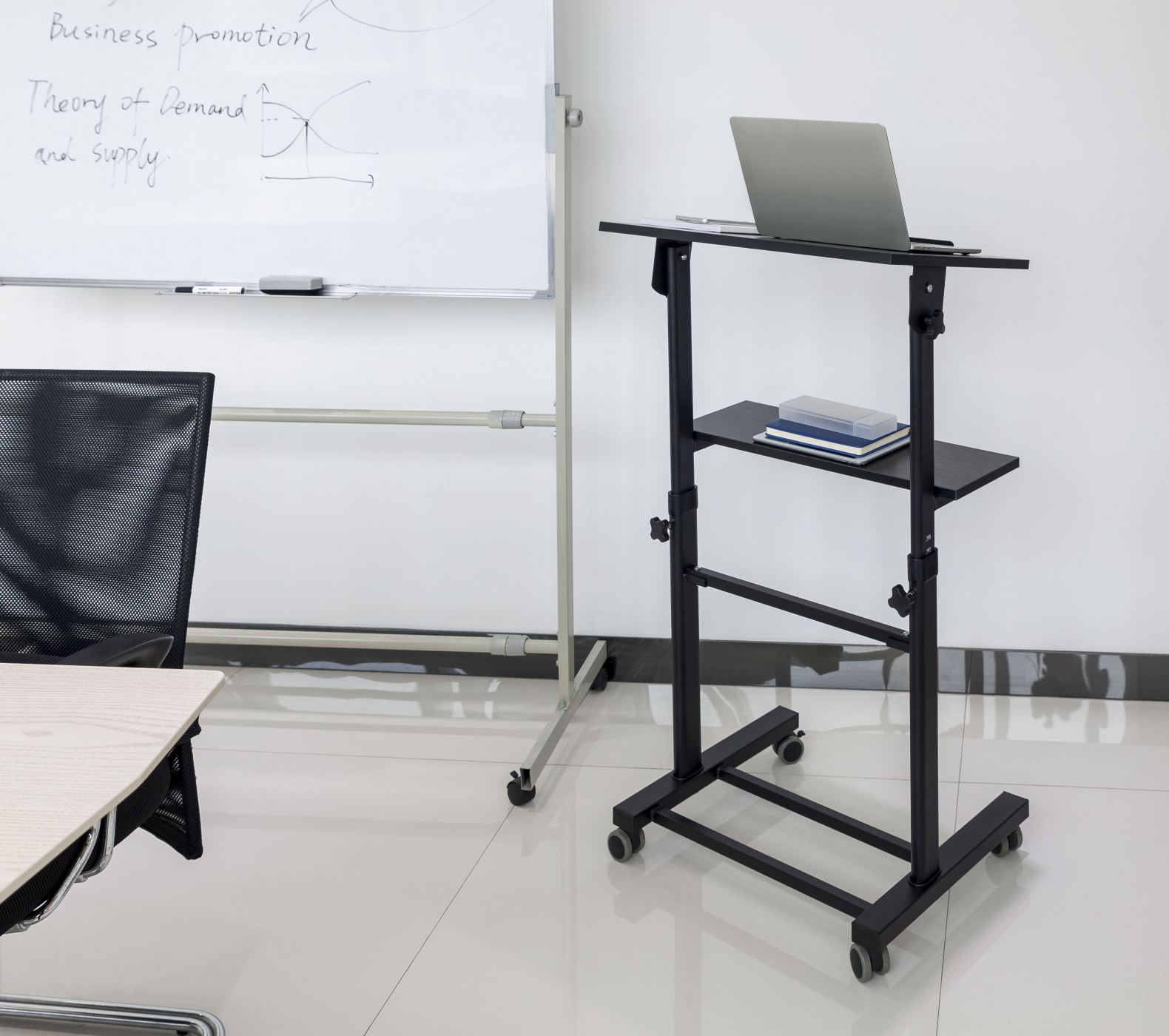 Lessenaar lectern - presentatie meubel - verrijdbaar - hoogte verstelbaar - alternatieve afbeelding